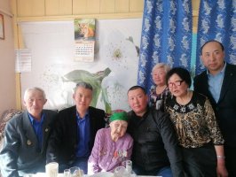 18 марта 2023 года глава администрации МО "Покровка" Багинов Александр Владимирович поздравил со 105-м юбилеем старейшину села -- вдову участника Великой отечественной войны , труженицу тыла ВОВ Анынову Анастасию Олоевну и вручил памятный подарок .
